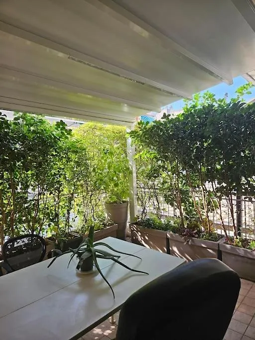 Two Bedrooms Design Apartment In The Heart Of Padua