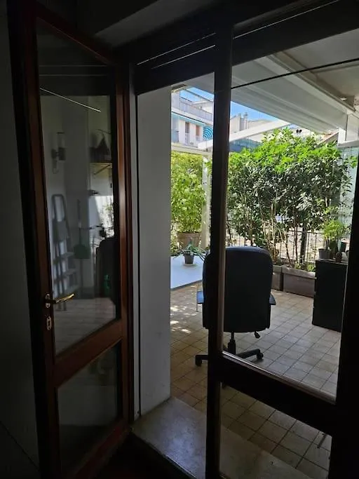 Two Bedrooms Design Apartment In The Heart Of Padua